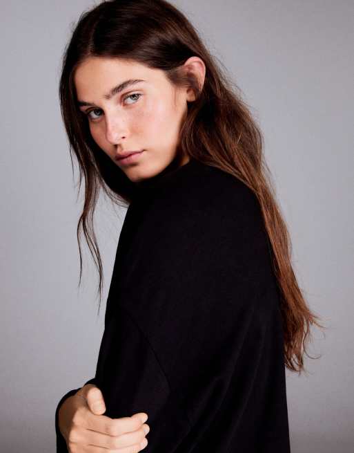 Bershka Striped boxy long sleeve t-shirt in black, 4 of 6