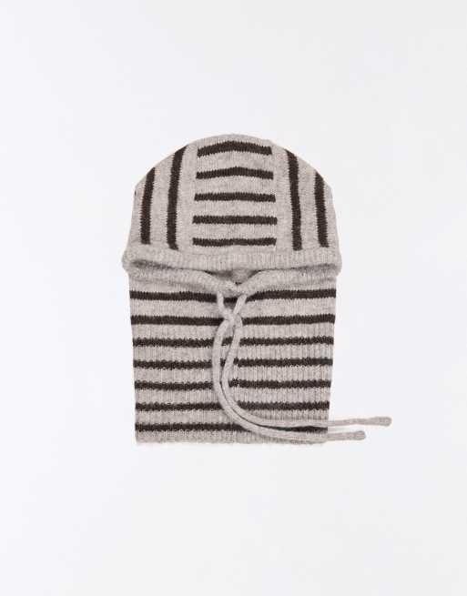 Bershka Striped knit balaclava in beige, 3 of 4