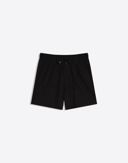 Bershka – Strukturierte, flauschige Bermudashorts in Schwarz, 4 von 4