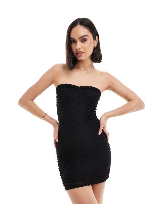 Bershka – Strukturiertes Minikleid in Schwarz