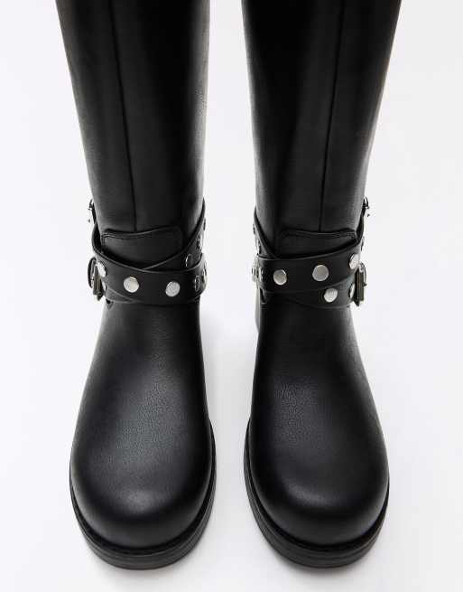 Bershka Studded biker boots in black, 5 of 6