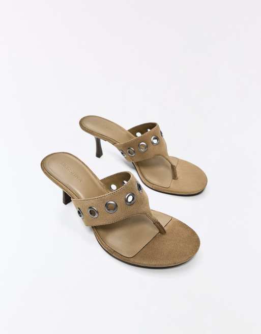 Bershka Studded kitten heel sandals in tan, 7 of 7