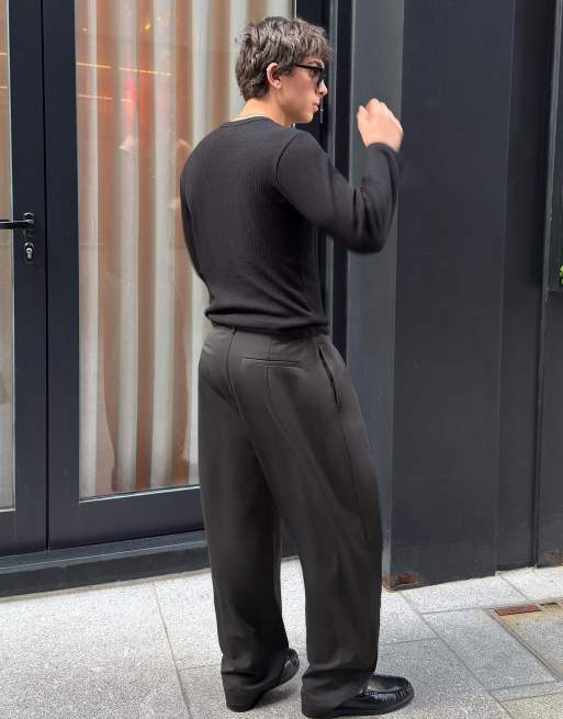 Bershka Super baggy darted trousers in grey&black, 3 of 4