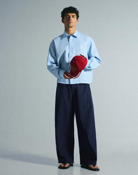 Bershka Super-Baggy-Hose mit Nadelstreifen und Abnähern in Blau - view 1