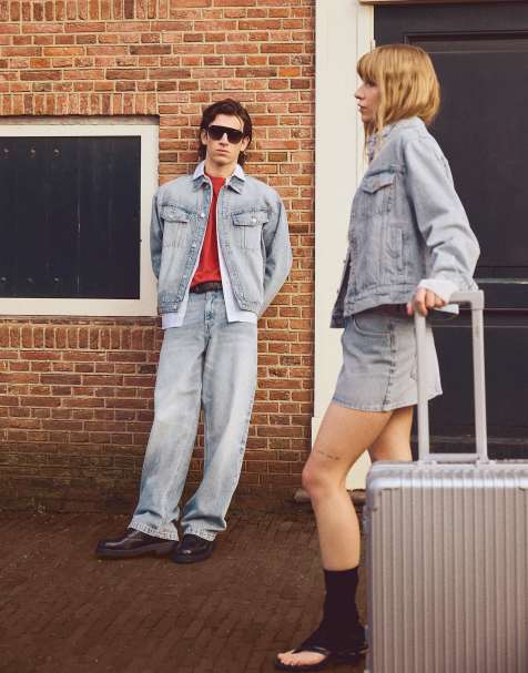 Bershka Super baggy jeans in light bue