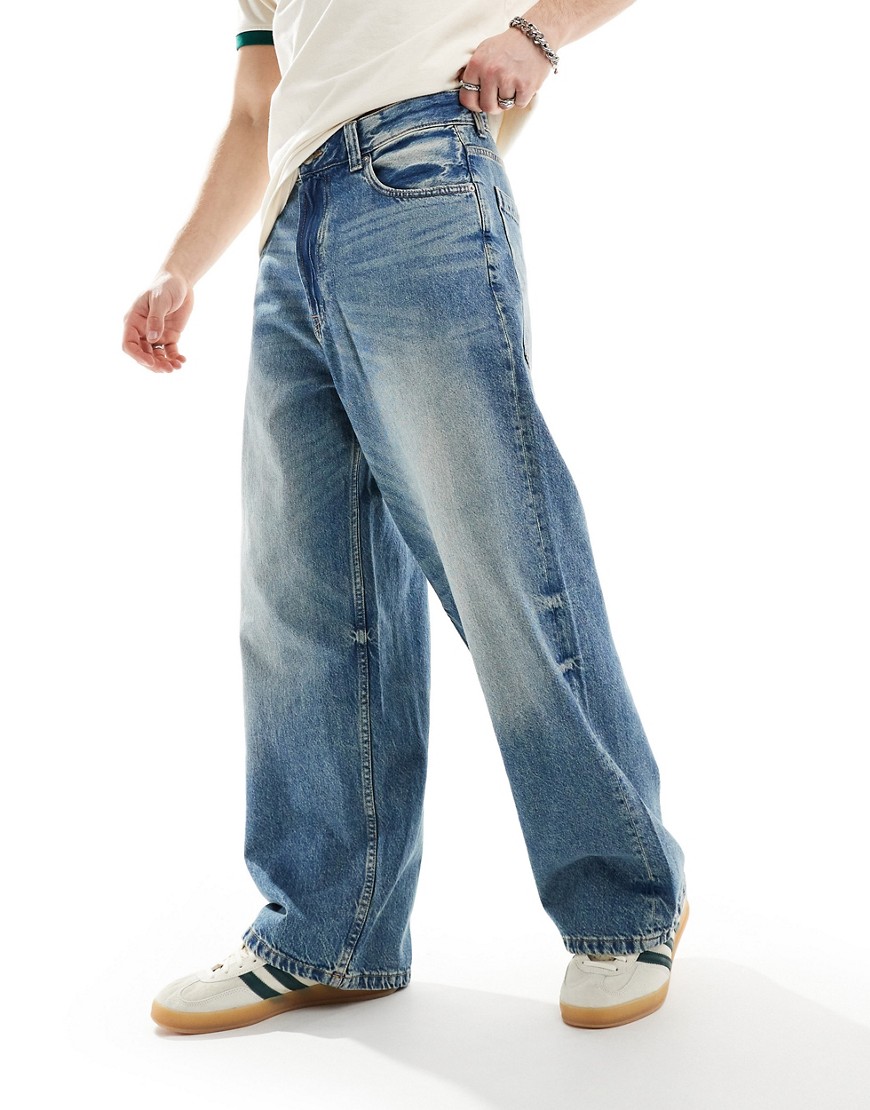 super baggy jeans in washed mid blue