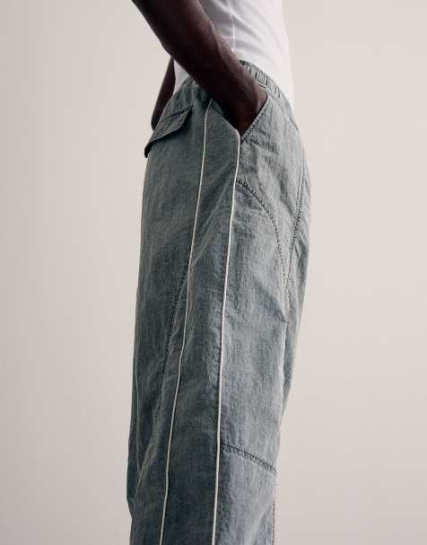 Bershka - Super baggy technische broek in donkergrijs - view 1