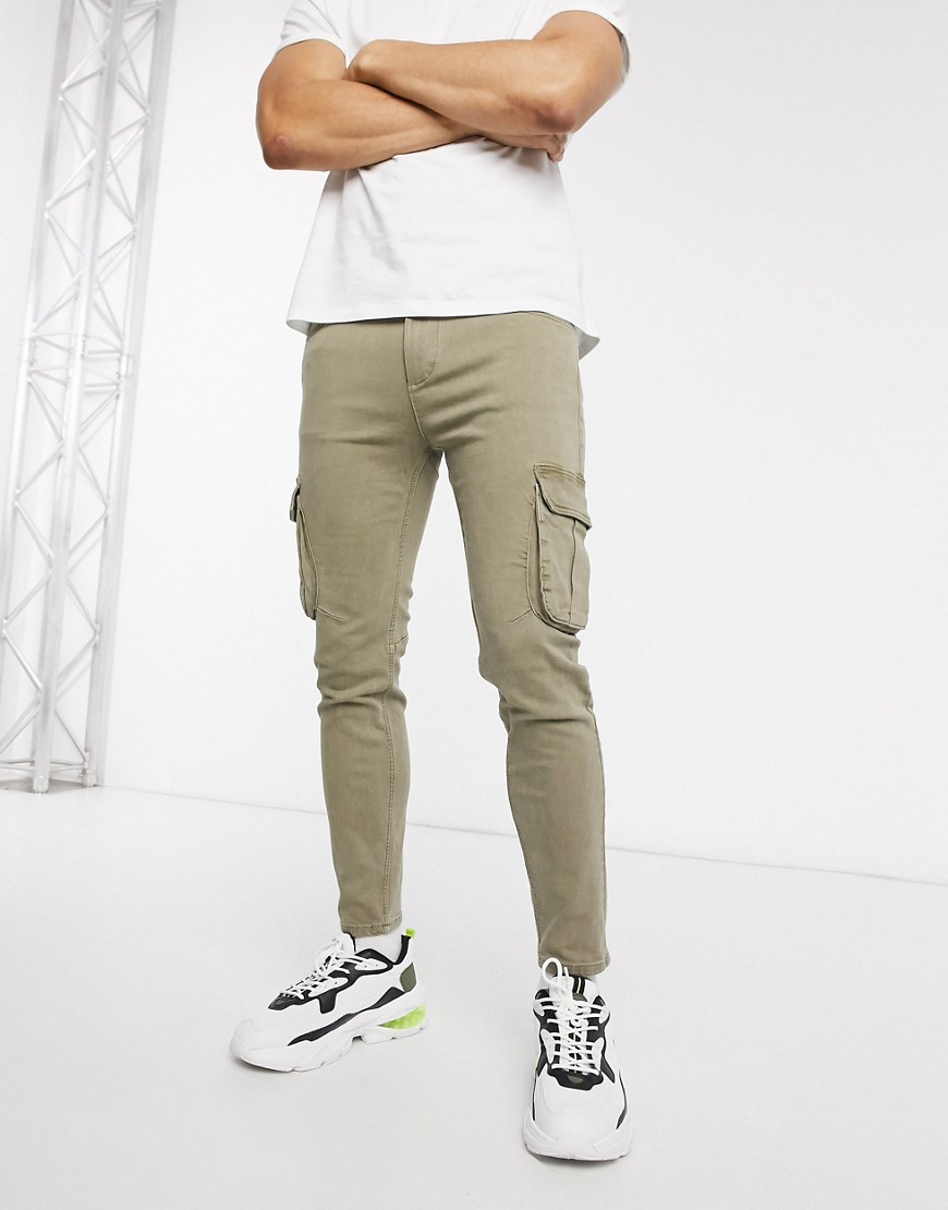 Bershka super skinny cargo trousers in khaki-Green