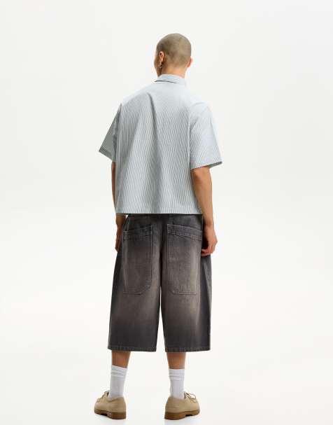 Bershka – Superweite Bermuda-Jeans-Jorts in Grau - view 1