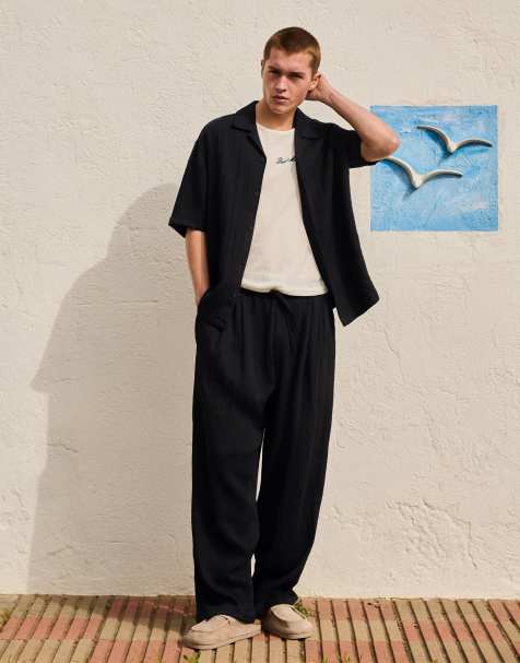 Bershka – Superweite, rustikale Hose in Schwarz - view 1