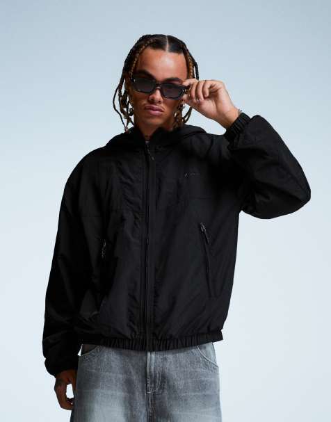Bershka – Svart jacka i techstil med huva - view 1