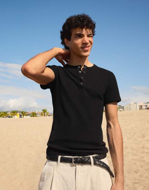 Bershka – Svart, strukturerad t-shirt i henleystil - view 1