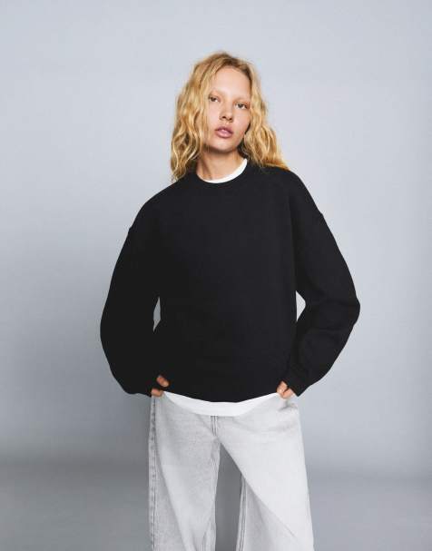 Bershka – Svart sweatshirt i oversize med fickor - view 1