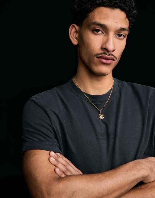 Bershka – Svart t-shirt med korta ärmar och uppvikt kant, 4 av 4