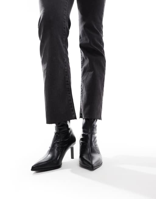 Bershka – Svarta ankelboots med spetsig tå och taxklackar, 2 av 4
