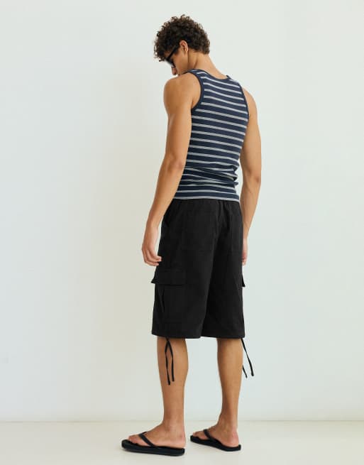 Bershka – Svarta bermudashorts i cargostil med vida ben, 3 av 4