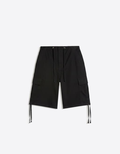 Bershka – Svarta bermudashorts i cargostil med vida ben, 4 av 4