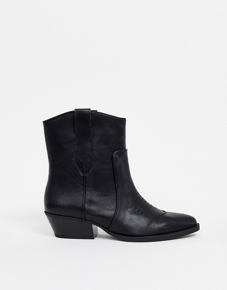 Bershka – Svarta boots med söm i cowboystil