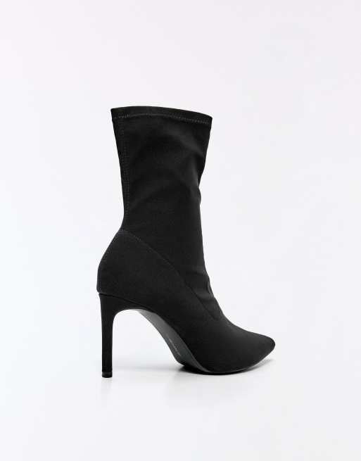 Bershka – Svarta, figurnära ankelboots med hög klack, 6 av 6