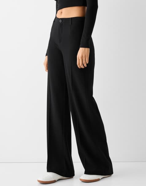 Bershka – Svarta, figursydda byxor med vida ben - view 1