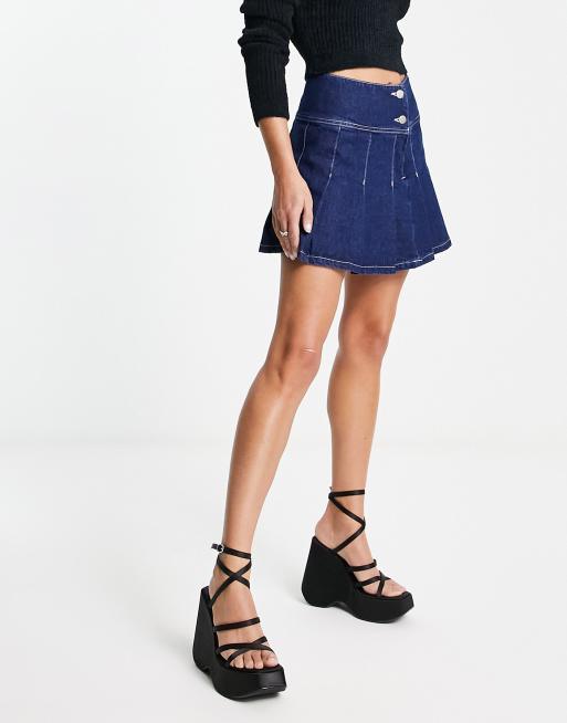 Bershka – Svarta, grova sandaler med remmar av satin, 2 av 4