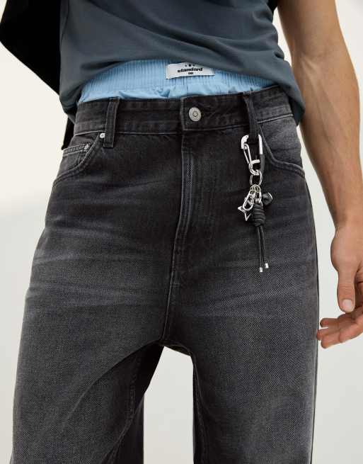 Bershka – Svarta jeans i loose fit, 2 av 4