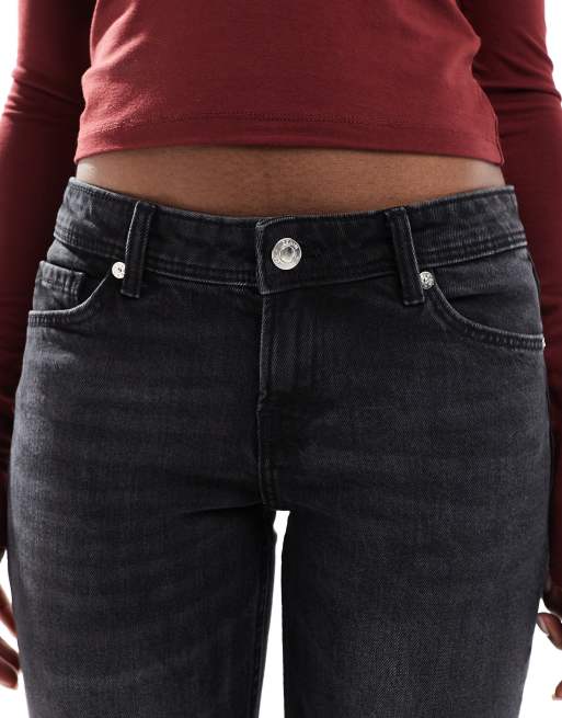 Bershka – Svarta utsvängda jeans med låg midja, 4 av 5