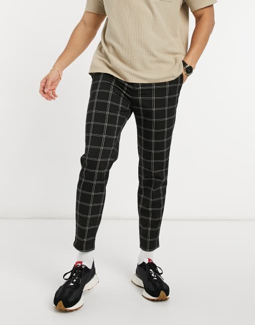 Bershka – Svartrutiga byxor med extra smal passform