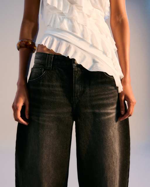 Bershka – Svartvita jeans med barrelben  , 3 av 4