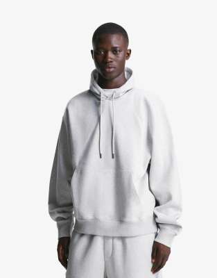 Bershka - Sweat à capuche - Gris clair