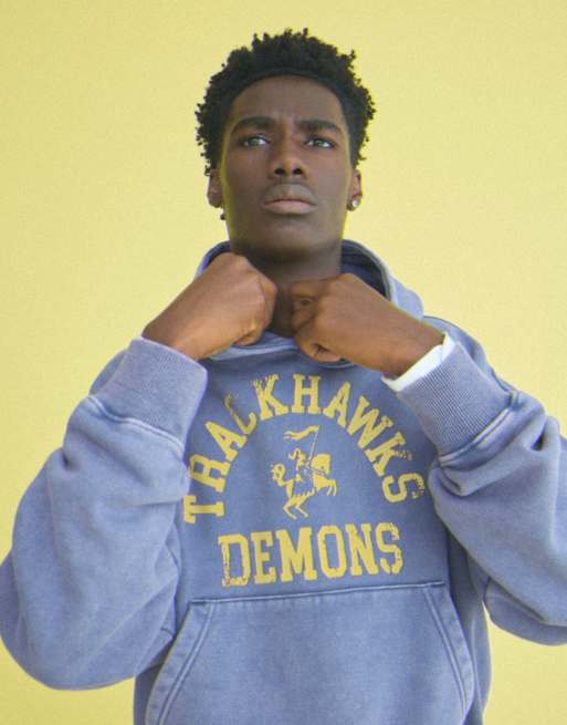Bershka sweat à capuche imprimé effet délavé bleu marine, 3 de 6