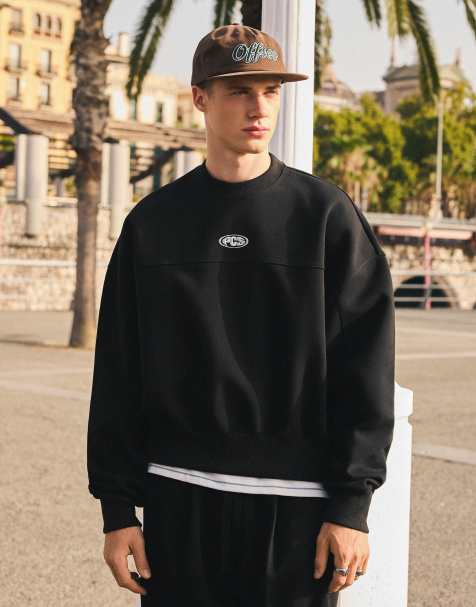 Bershka sweat-shirt coupe carrée à col rond noir - view 1