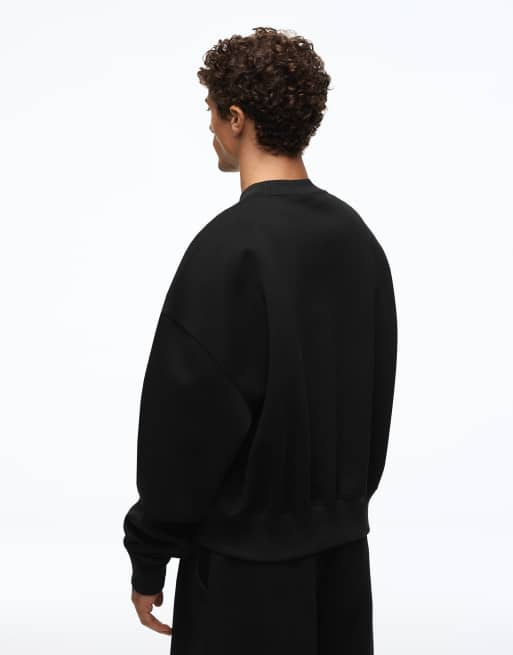 Bershka sweat-shirt coupe carrée à col rond noir, 3 de 6