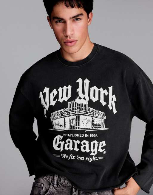 Bershka sweatshirt med rund halsringning och tryck i svart, 3 av 5