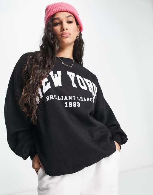 Bershka - Sweatshirt met ronde hals en 'New York'-print in zwart