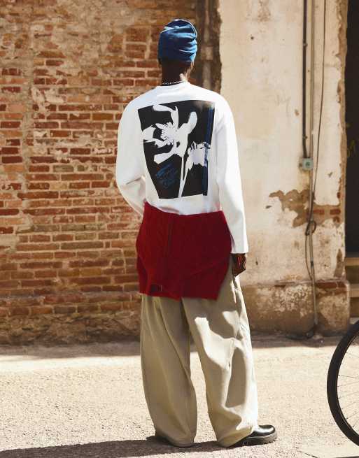 Bershka Sweatshirt mit Rundhalsausschnitt und Print in Weiß, 3 von 5