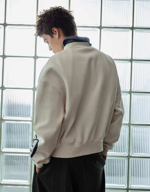 Bershka Sweatshirt mit Rundhalsausschnitt und Print in Weiß, 3 von 5