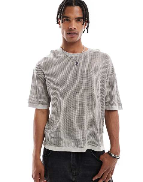 Bershka – Szary, dzianinowy T-shirt z efektem sprania - view 1