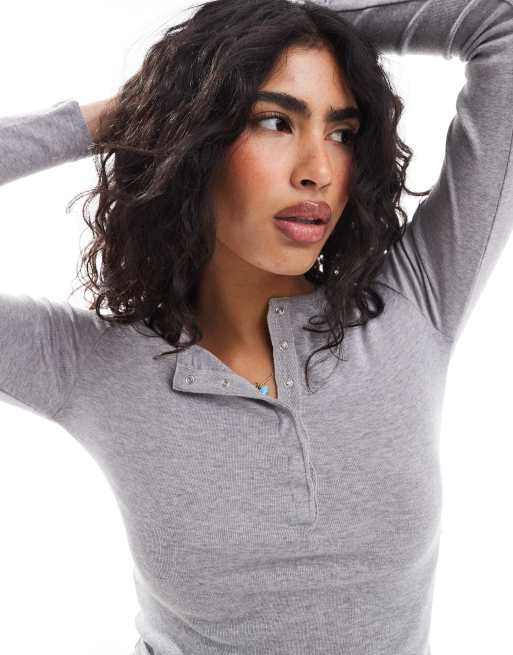 Bershka – Szary melanżowy top henley, 2 z 4