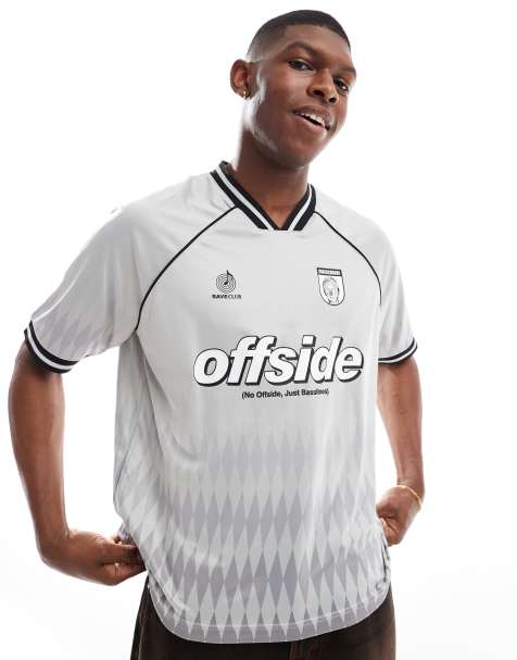 Bershka – Szary siateczkowy T-shirt piłkarski - view 1