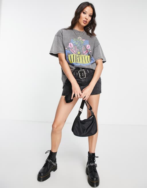 Bershka – Szary T-shirt oversize z napisem „Nirvana” z efektem sprania, 4 z 4