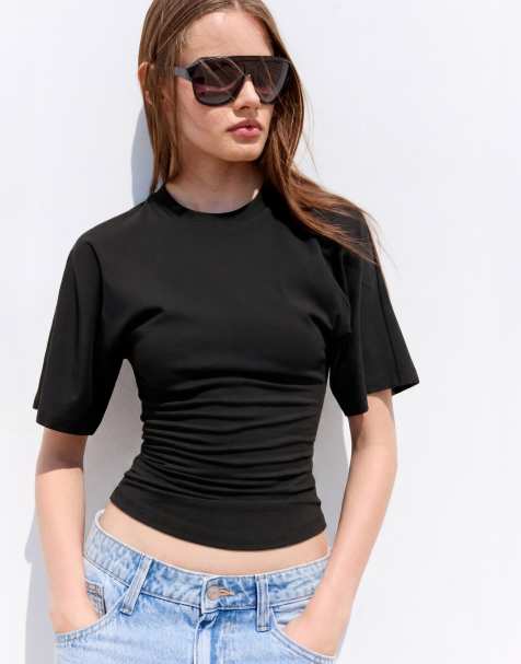 Bershka - T-shirt a corsetto nera a maniche corte - view 1