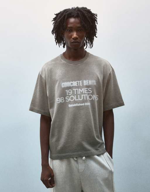 Bershka T-shirt à manches courtes effet délavé avec imprimé polaire en gris, 2 de 7