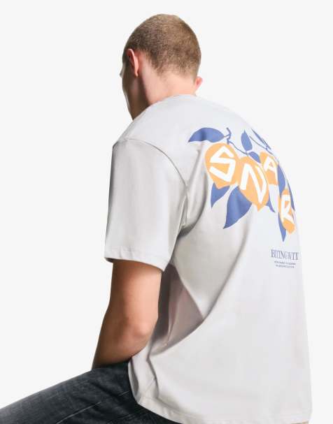 Bershka - T-shirt a maniche corte azzurra con stampa - view 1