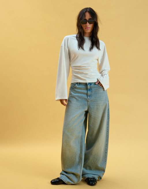 Bershka t-shirt a maniche lunghe arricciata bianca, 4 di 5