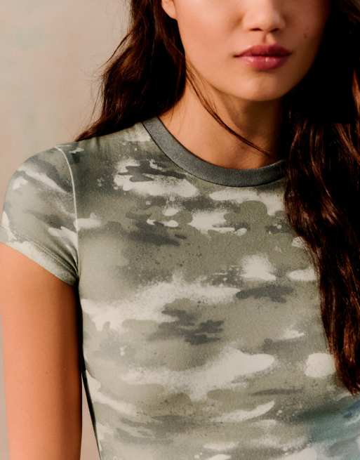 Bershka t-shirt ajusté à manches courtes camouflage kaki, 4 de 6