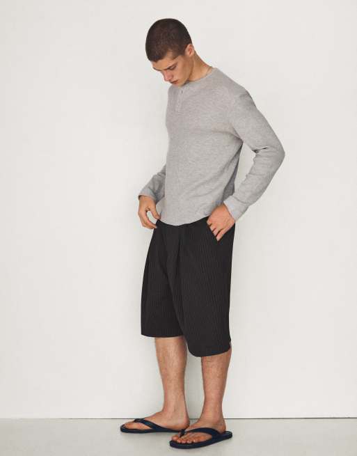 Bershka - T-shirt ajusté à manches longues et col tunisien - Gris clair, 3 de 4