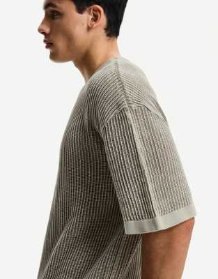 Bershka – T-Shirt aus Netzstoff in Grau - view 1