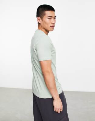 T-shirt basic salvia-Verde - Bershka T-shirt donna  - immagine2