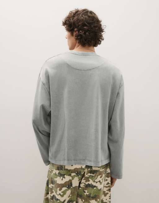 Bershka t-shirt coupe carrée à manches longues en gris foncé, 4 de 5
